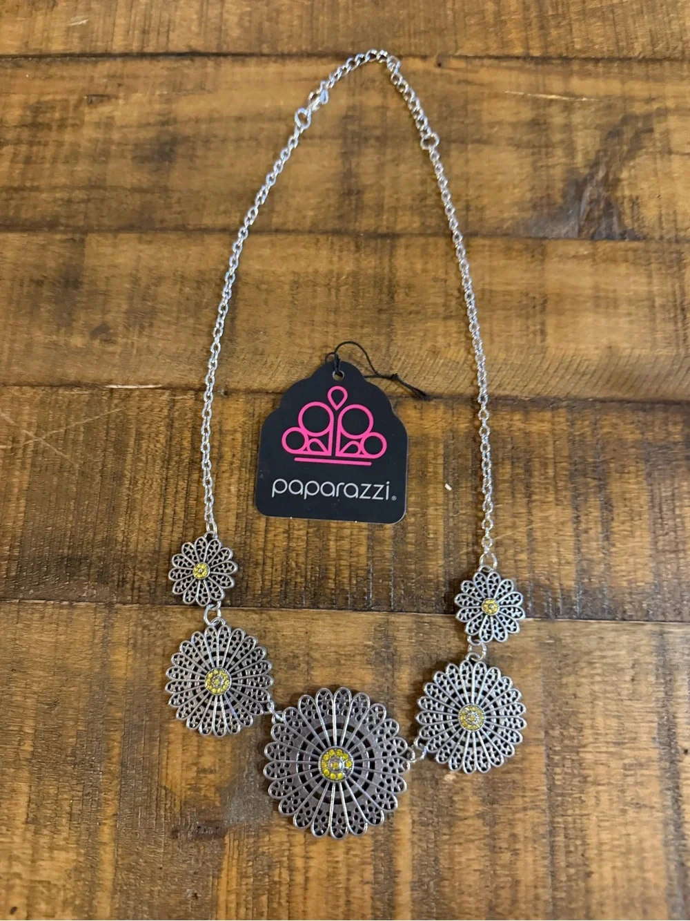 Paparazzi Silver Floral Medallion Necklace with Yellow Centers